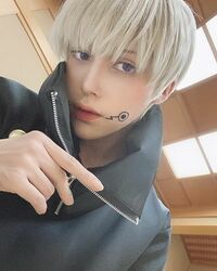 ファンも思わず「しゃけ」連発？ コスプレイヤー・ウィルの『呪術廻戦』狗巻棘コスに「完璧すぎて尊い」の声