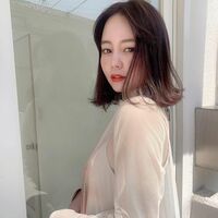 「可愛すぎる…天使」「優勝！」NANAMIの透明感あふれる振り向きショットにファン絶賛