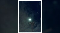 東京の空で青緑に光る大きな“火球”目撃
