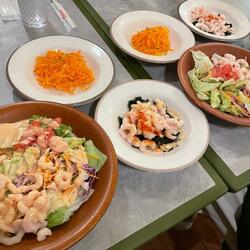  料理研究家・桜井奈々、ママ友らと『サイゼリヤ』を訪れて衝撃を受けたこと「顔をあわせて、、爆笑」 