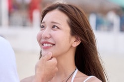 「キスしてもいい？」「どこに？」わがままボディの29歳美女＆年下男子のいちゃいちゃに峯岸みなみ興奮「人生最高の瞬間」