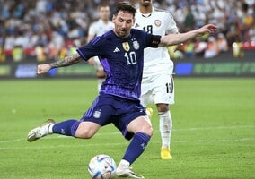 「神が宿ってる」メッシの美技弾に賛辞続々！ アルゼンチン代表は36戦無敗でカタールへ