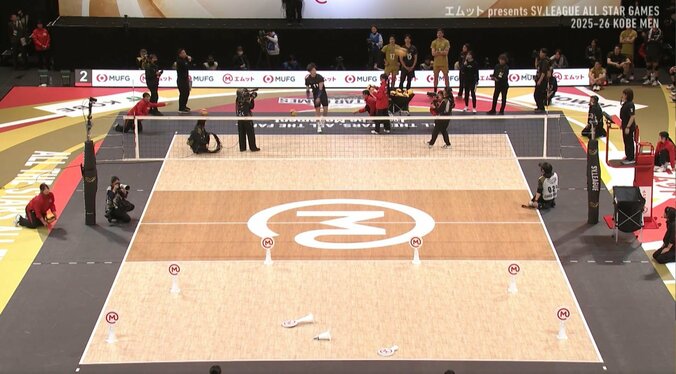 西田有志に何が…？ 女性スタッフに“スライディング”土下座で全力謝罪「もはや芸術作品レベル」SNSで大バズり中 2枚目