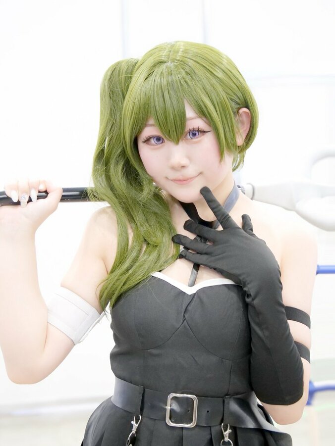 [Photos/Images] Cosplay Singer Showcases 