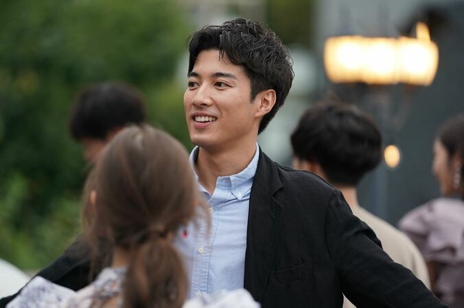 『ドラ恋』ニューヨーク編、第1話の冒頭7分間にスタジオ大興奮！ タイムズスクエアで、早くも女優と俳優の恋が動き出す？ 2枚目