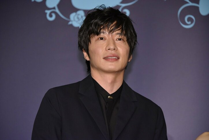 田中圭、土屋太鳳の肩を揉みびっくり「マジでガッチガチ」