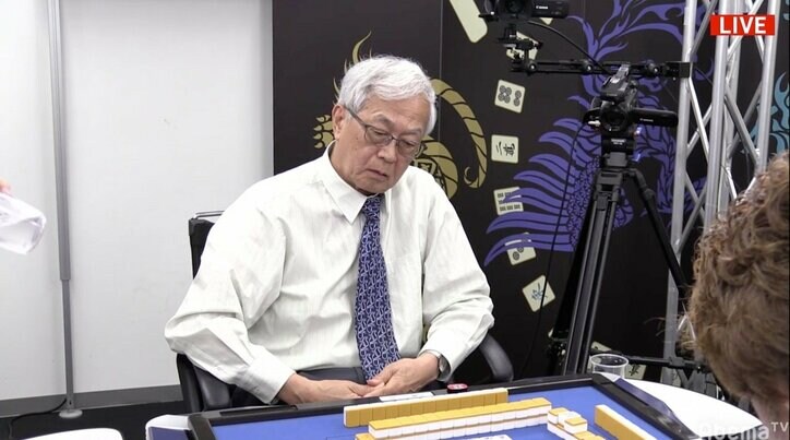 西島一彦が一人浮きの快勝「今日はたまたま」／麻雀・鳳凰戦A2リーグ第4節A卓