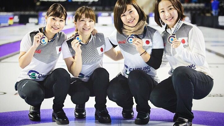 カーリング ロコ ソラーレ W杯で初優勝を報告 沢山の課題や成長を実感 話題 Abema Times