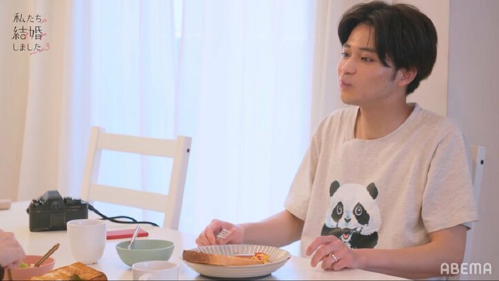 川島海荷、ほぼすっぴんで朝食作り！オシャレな朝食に夫・中田圭祐大喜び「元気になる！」『私たち結婚しました3』第2話