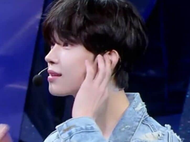 【写真・画像】「なんであんなに顔が小さいの」「脚長い」圧倒的ビジュアルとスタイルの良さに全員が釘付け！生歌も完璧にこなし審査員たちが呆然「今までどこにいたの？」　1枚目