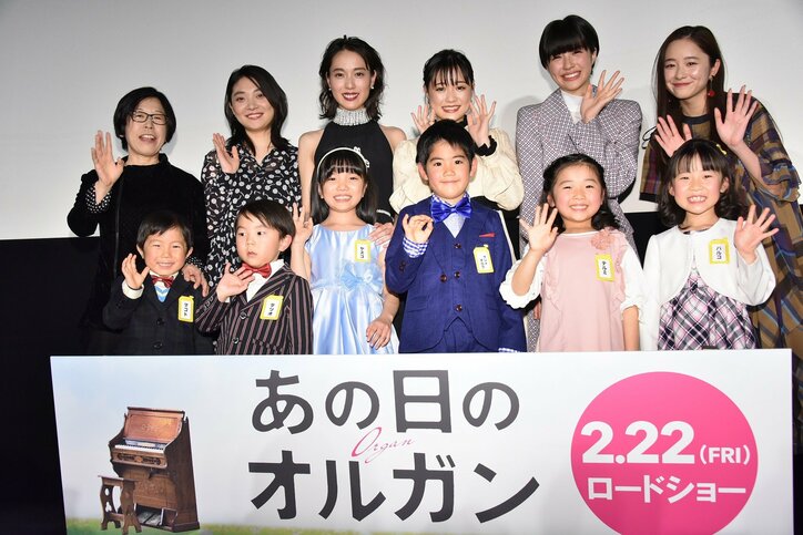 戸田恵梨香、年下女優に囲まれて自虐「年齢的には全然リーダー」