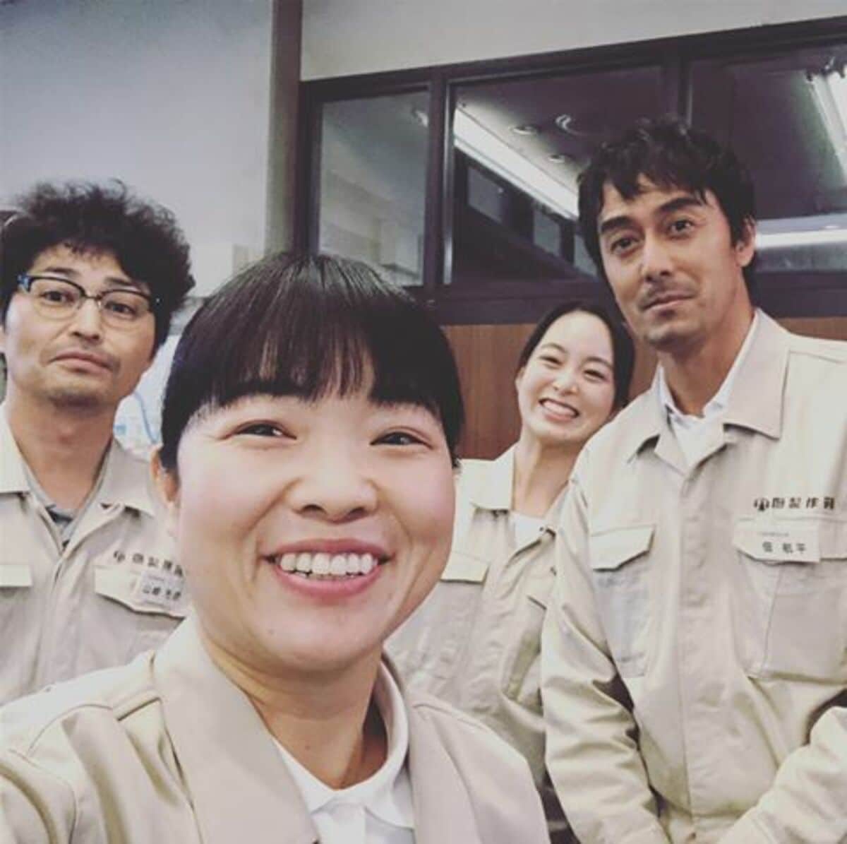 イモトアヤコ 竹内涼真 阿部寛らと 下町ロケット オフショット公開 仲良さそう 最終回寂しい の声 話題 Abema Times イモトアヤコ 竹内涼真 阿部寛らと 下町ロケット オフショット公開 仲良さそう 最終回寂しい の声 話題 Abema Times