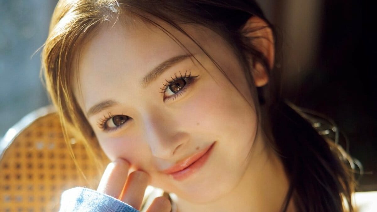 国民的ギャル”ゆうちゃみ、デジタル写真集から未公開カット 『FLASH