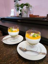 武東由美　『髙島屋でときめくスイーツ！』