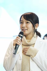 レディ・ダ・ヴィンチの診断『猪木のモノマネ&わさび入りたこ焼きも!吉岡里帆さんがイベントでムチャブリに大奮闘!』