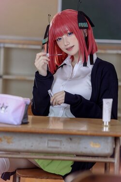 手加減ナシの再現力！人気コスプレイヤーあかせあかり「五等分の花嫁」中野二乃に絶賛の声