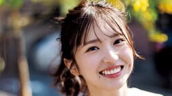 俳優・谷口彩菜、パープルや黒の水着で見せる大人びた表情 前回グラビアが大反響で『ヤンジャン』再登場