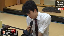 藤井聡太七段、羽生善治竜王へ挑戦の道つなぐ　2年連続で決勝T進出決定　高校進学後の連勝も「7」に