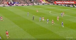 遠藤航が出場したら無敗！なぜ、リバプールの中心選手になれたか？ 理由が分かる“人を捕まえにいく”アタックが炸裂した瞬間　“プレミア屈指のアンカー”の戦い方が分かるシーン