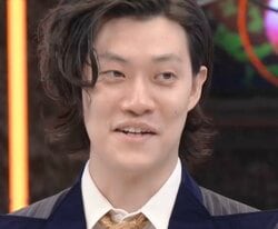 粗品、令和ロマン・ケムリに「くるまは、いろいろホンマなん？」ぶっこみ質問