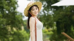 “10歳で子役デビュー” 元おはガール・渡辺優奈が“プリティBODY”を披露 ヤンマガWebカット公開