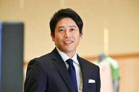 「うっちー嬉しそう」内田篤人がカタールでザッケローニとの再会を報告！ 歓喜の抱擁に大反響「胸アツです」【W杯】