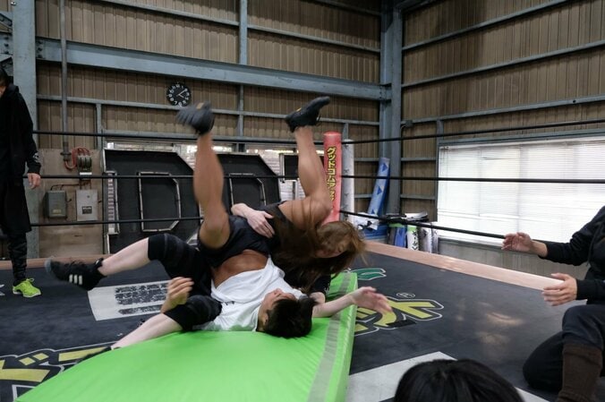 赤井沙希、新技「ケツァル・コアトル」開発　舞台FGOファンにDDT両国大会でのタイトル奪取を誓う 3枚目