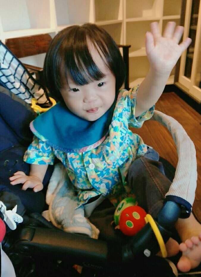 漫談家で介護福祉士でもあるメイミさん、ダウン症の息子とのコミュニケーション「心折れそうになりますが」  1枚目