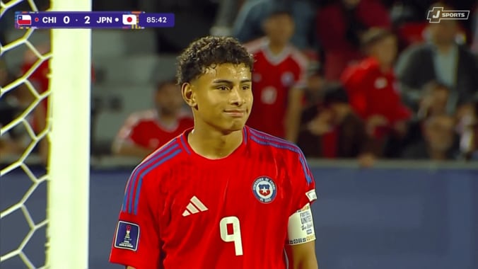 「１対１に勝った！」日本代表GKが神業セーブ「ピサノ圧倒的」チリFWが苦笑いした驚愕ストップの瞬間【U-20W杯】 4枚目