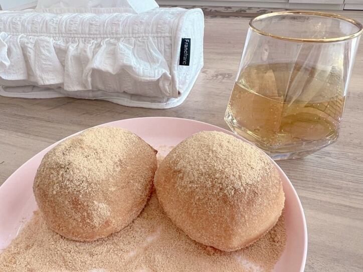  辻希美『コストコ』の品で作った朝食「ディナーロールで揚げパン」 