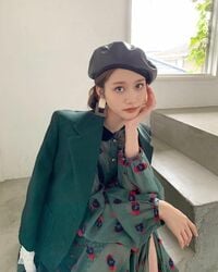“めるる”生見愛瑠、ベレー帽×グリーンジャケットの大人っぽいコーデ披露 「可愛すぎ」「キュン」の声