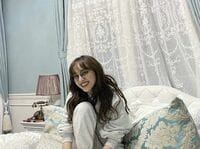 ももクロ・百田夏菜子が“スウェット＆メガネ“でくつろぐ姿を公開！「何これお姫様!?」「可愛すぎて心臓持ちませぬ」と絶賛の声