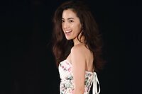 中村アン、胸の谷間くっきりのセクシーショット公開「めっちゃ綺麗で美しい」の声