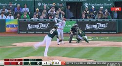 大谷翔平、センターオーバーもタイムリーならず「打球速度が速すぎるから…」実況苦笑