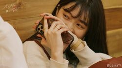 最高の告白！ななか、隣にいるしょうたろうにLINEで「…好きです」 『月とオオカミちゃん』最終回