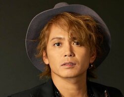 淡いブルーでSTAR LIGHT！横浜DeNA　5/25始球式に元光GENJI・諸星和己出場決定