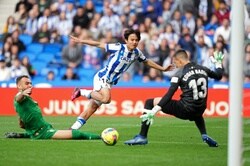 久保建英がシルバのお膳立てから今季5点目！…ソシエダが公式戦7試合ぶりの勝利を飾る