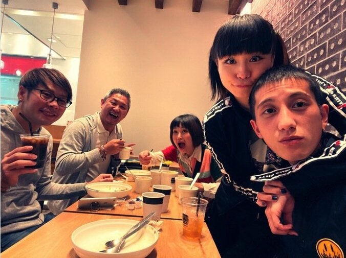 Nosuke、妻・misonoがインドへ旅立ったことを報告「妻が羨ましいです」 1枚目