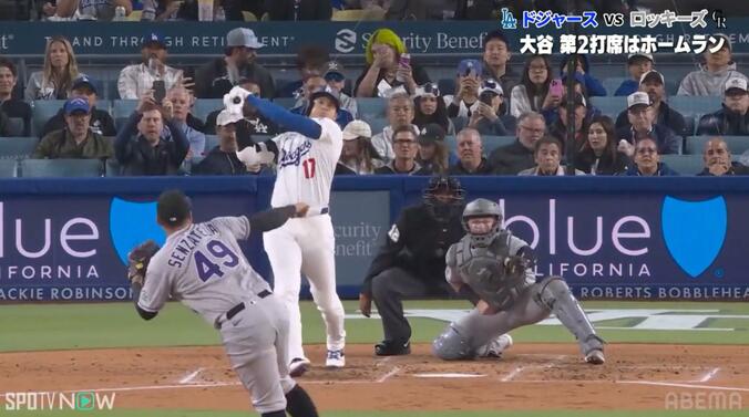 【写真・画像】球場騒然！大谷翔平が堂々の“確信歩き”「でかあああ」「すっげえ」 打った瞬間わかる衝撃の一発　1枚目