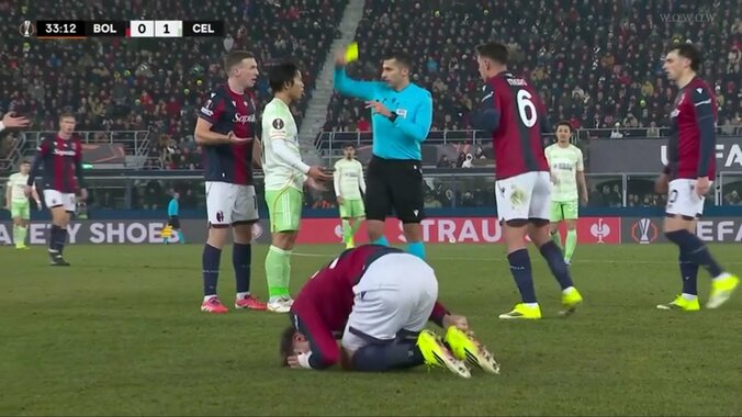 「何してんの」日本代表MF、キャリア初の退場処分…「先にちょっかい出したのは相手」「リスク管理が甘い」ファンの意見様々 3枚目