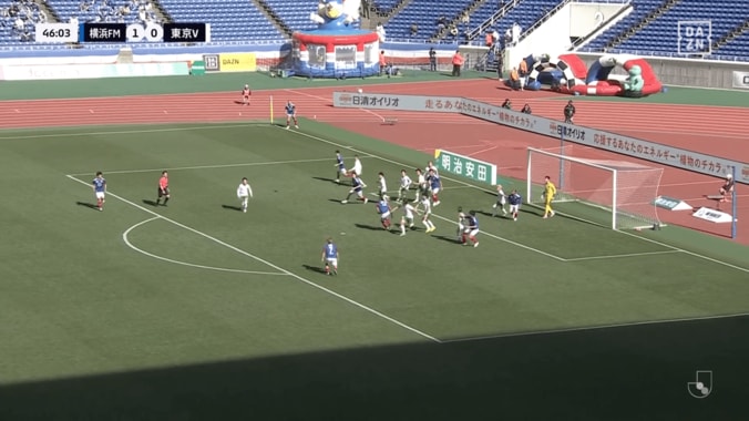 Jリーグで衝撃弾！“逆足ダイレクトボレー”が「ベストゴール候補だ」「美しいにも程がある」横浜FM・遠野大弥のゴラッソに絶賛の嵐 5枚目