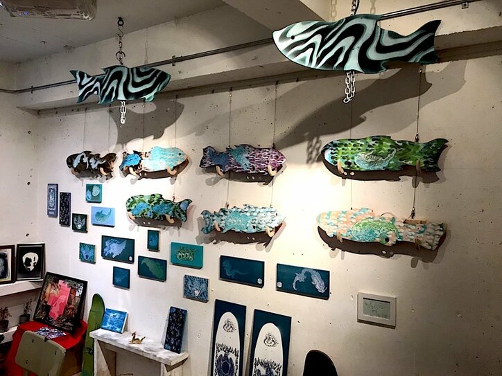 緊急事態宣言による施設休館により、4月の開催をやむなく休止した”匠”製作のスケートボードシェイパー・KOMIによる「REVEL」SKATE ART展、進化を遂げ6月12日より、再参！！！