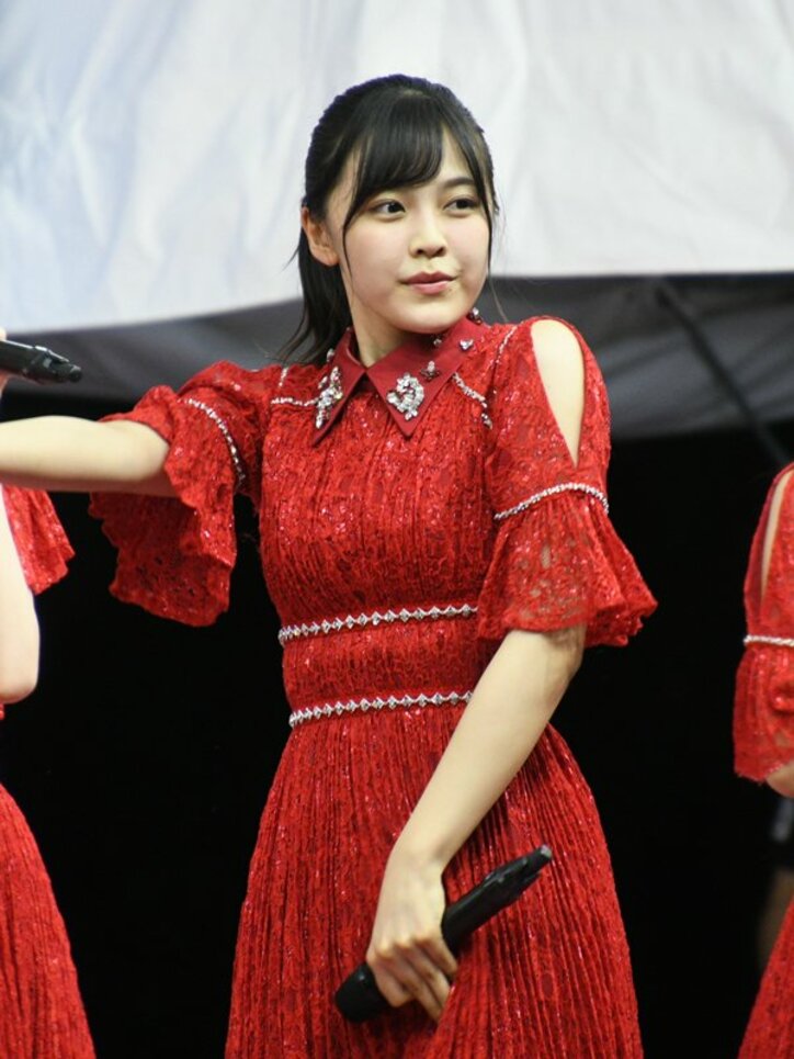 乃木坂46・4期生が初の『TIF』出演でフレッシュなパフォーマンス、清宮レイの”必殺技レイパンチ”に会場沸く