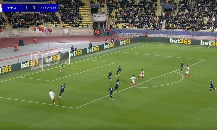 【写真・画像】ヤバすぎだろ！ 南野拓実、30m“爆速ドリブル”→中央突破から敵陣独走… ギアを上げすぎない“絶妙スピード” 巧みなコース取りに解説者も大絶賛　1枚目