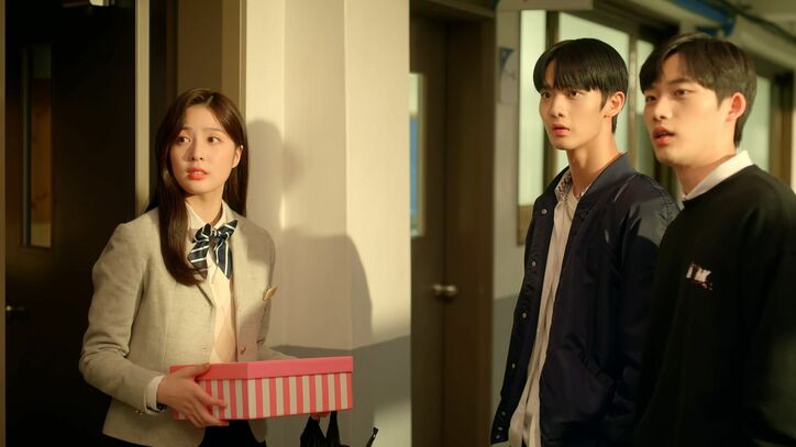 元Wanna OneのCIXメンバー ペ・ジニョン、ヒロインへの思いをついに告白！「突然来た」「神回！」『@アカウントを削除しました』第17＆18話