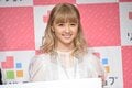 「全ての瞬間が愛おしい」Dream Ami、結婚記念日に夫とのラブラブショット公開