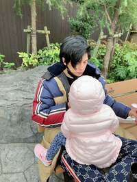 アレクサンダー『今日は一日中抱っこ気分』