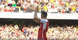 4年前は最悪の関係だった、でも...万雷の拍手と数万人のスタンディングオベーションで見送られるアーセナルの“英雄”ジャカ「アニキありがとう」