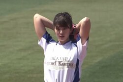 神スイング・稲村亜美が始球式に今季5度目の“登板”　年間30試合見込めるハイペース