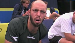 悲劇を笑いに…コーチの“秀逸”リアクションに「顔芸w」「笑える」称賛の声